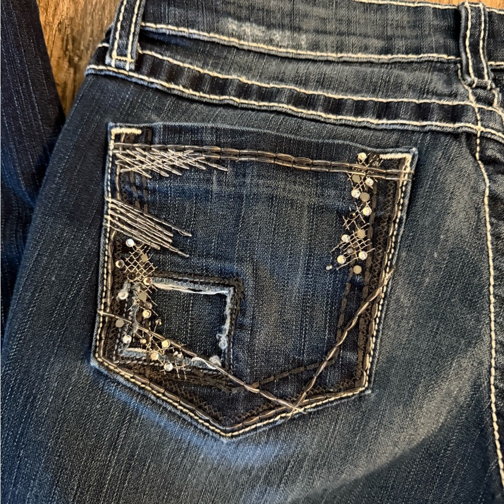 BKE Women's Blue Boot Cut Jeans - Picture 4 of 11